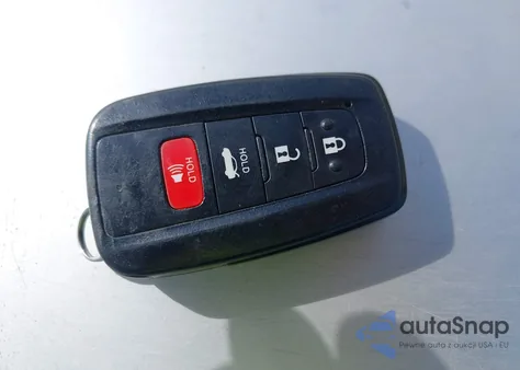 2021 Toyota Camry Se z USA, uszkodzony, nr VIN 4T1T11AK0MU531807